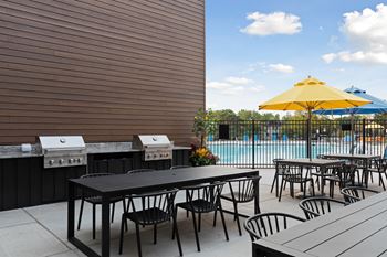 Grills/picnic area